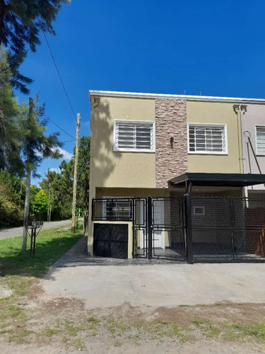 Dúplex En Venta En Canning