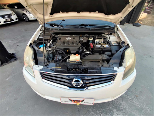 Imagem 4 de 15 de Nissan Sentra 2013 2.0 S Flex Aut. 4p