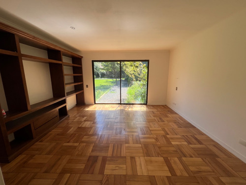 Encantadora Casa Estilo Inglés En Santuario Del Valle