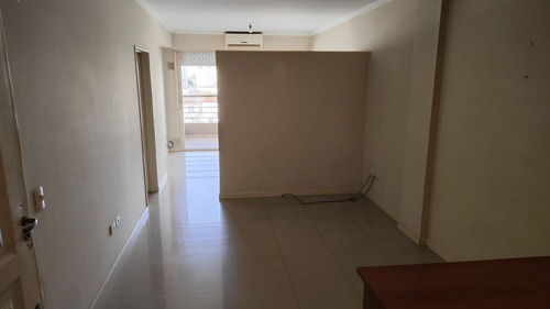 Departamento En Alquiler En Floresta