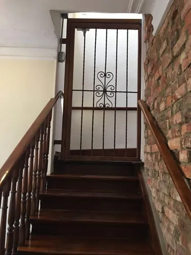 Se Vende Casa Rentando Con Excelente Ubicación En Chapinero: