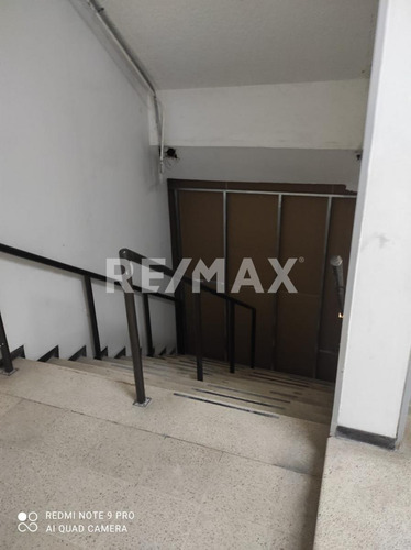 Edificio En Venta Satélite, Excelente Ubicación