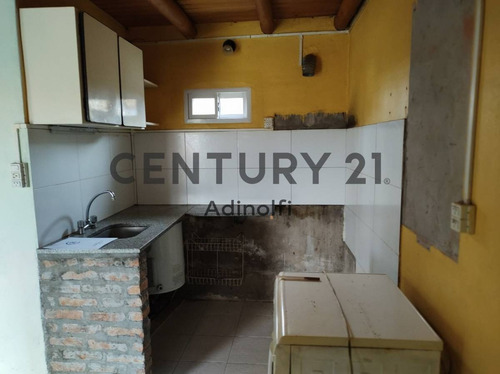 Imagen 8 de 30 de 18 E/ 148 Y 149 Casa En Venta De 1 Dormitorio (a Refaccionar) Berisso
