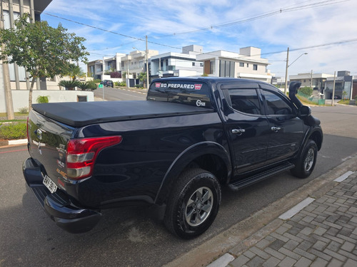 Mitsubishi L200 2.4 Triton Sport Hpe Cab. Dupla 4x4 Aut. 4p