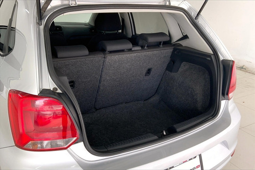 Imagen 20 de 25 de Volkswagen Polo 5 Pts Hb Starline, 16l, Tm5, R-15