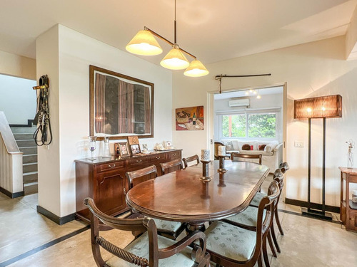 Imagen 8 de 30 de Casa En Venta Con Vista A Laguna En Barrio Cerrado En Tigre
