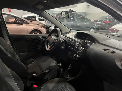 Toyota Etios 1.5 Xs