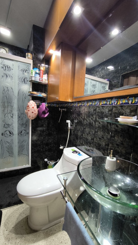 Apartamento En Venta Vista Alegre - Bella Vista 70 M2 2 Hab G2h