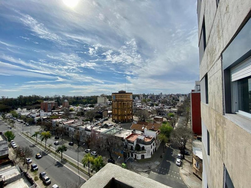 Venta- Departamento Un Dormitorio- Balcón- Macrocentro- 27 De Febrero E Italia