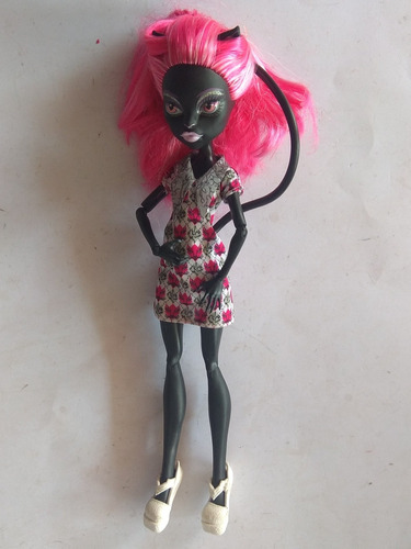 Monster High  Catty Noir 