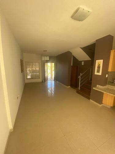 Imagen 12 de 15 de Town House Trigal Norte Conj Res Monte Plata Foth154valencia