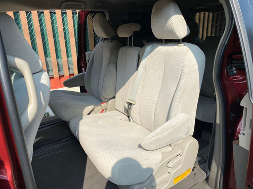Toyota Sienna 3.5 Xle Mt
