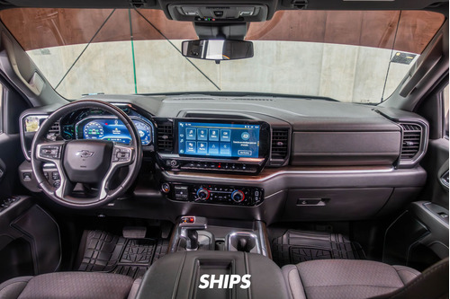 Chevrolet Cheyenne 5.3 V8 RST Doble Cabina 4x4 At