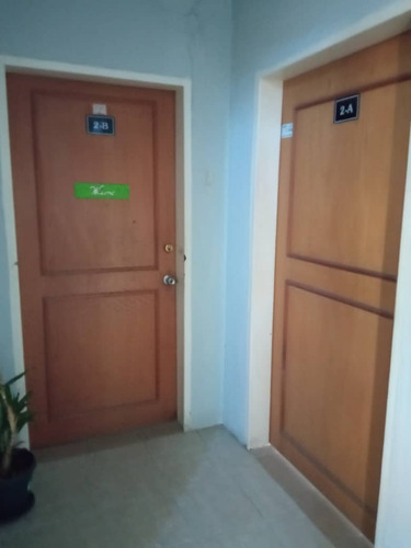 Imagen 3 de 10 de Local Empresarial Con Cuatro Oficinas O Consultorios Y Lobby