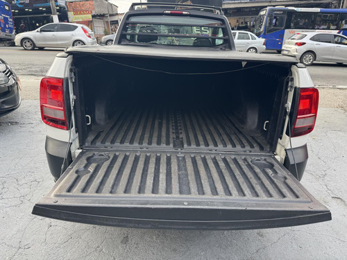 Volkswagen Saveiro Saveiro Robust 1.6 Total Flex 16V