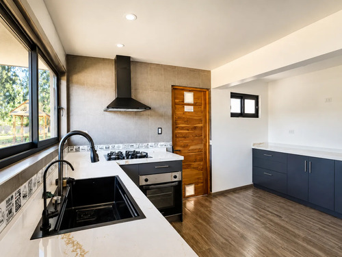 Parcela 5000m2 Con Casa De 4d 3b Entre Los Niches Y Zapallar