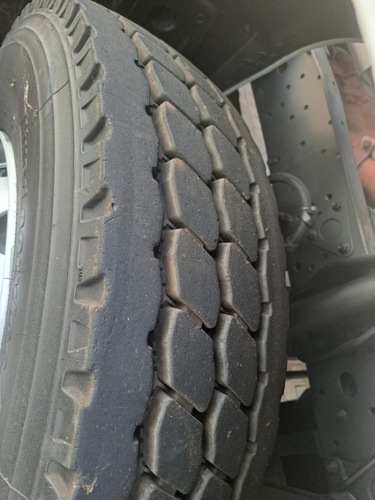 Atego 2425 Reduzido 3-eixos Caçamba