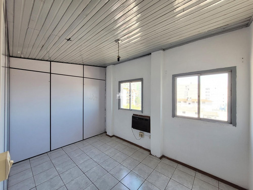 Imagem 21 de 29 de Apartamento Duplex Tipo Cobertura Com 4 Dormitórios Garagem Para Venda Centro De Santa Maria - 33103
