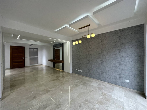 Leidy Galviz Vende Townhouse En Mañongo Cod 206627