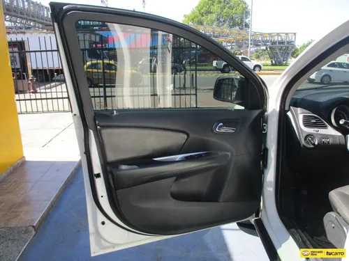 Dodge Journey 4x2 2400cc At Aa
