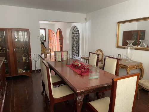 Imagen 10 de 19 de Casa En Venta Prados Del Este 22-12263 Jesús Enrique Díaz Caracas Baruta