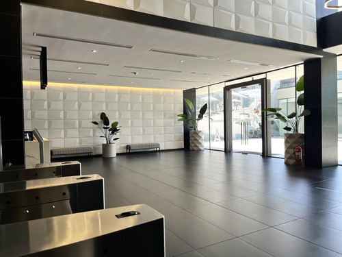 Venta Oficina Consulta Ubicación Premium