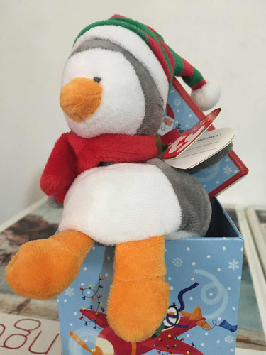 Peluche Pingüino Icicles Con Su Caj Original De 16 Cm