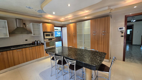 Casa En Venta En Conjunto Cerrado En El Parral (550ms)