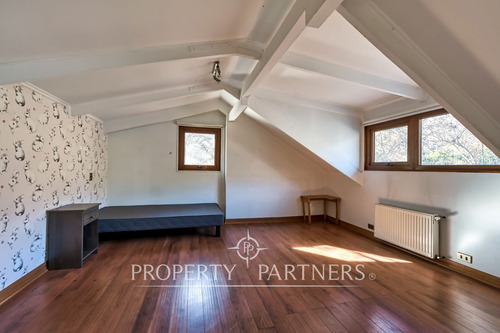Casa En Venta En Entorno Único Del Arrayan, En Cal...
