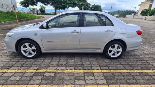 Toyota Corolla 1.8 16v Gli Flex Aut. 4p