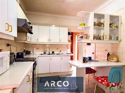 Imagen 5 de 16 de Casa En Venta Gran Terreno 636 M2. Metro Chile España. Ñuñoa