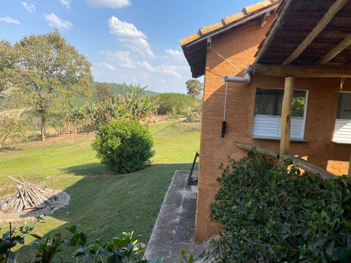 Imagem 3 de 30 de Sítio 20 Alqueires, Casa Sede Com 2 Dormitórios, 1 Suíte Com Banheira, Escritório, Casa De Caseiro, Área De Lazer Completa, Árvores Frutíferas - St00169 - 70653265