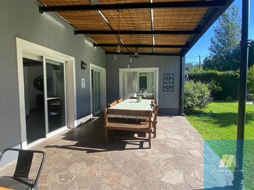 Imagen 21 de 26 de Venta Casa Bella Vista, Lote 628 Mts²