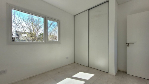 Venta Ph Cuatro Ambientes Con Jardín En Boulogne