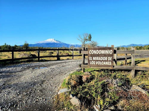 Vista Al Volcán Calbuco | Cabaña, Galpón Y Bodega.