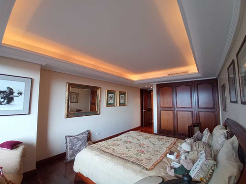 Imagen 28 de 30 de Vendo Apartamento 5h/6b/5pe Lomas De San Román