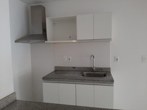 Imagen 9 de 18 de Venta Apto Centro 1 Dormitorio Con Terraza