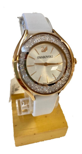 Lindo Relógio Swarovski Pulseira De Couro 1200 Cristais
