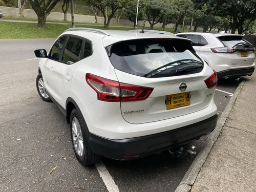 Nissan Qashqai 2.0 Advance 4x2 2015