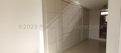 Hermoso Townhouse En Venta En El Este De Barquisimeto, 2 4 4 1 Con Vigilancia Privada, Vestier, 7 9, Areas Sociales, Maritza, Bella Terraza, Piscina, Lucena, Maletero.