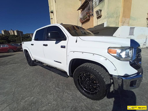 Imagen 2 de 9 de Toyota Tundr Pick-up Carga 4x4 Automatico