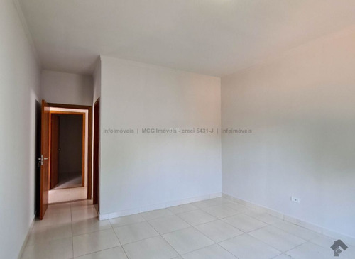 Casa Com 2 Suítes