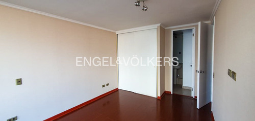 Venta De Hermoso Departamento En Faro Norte