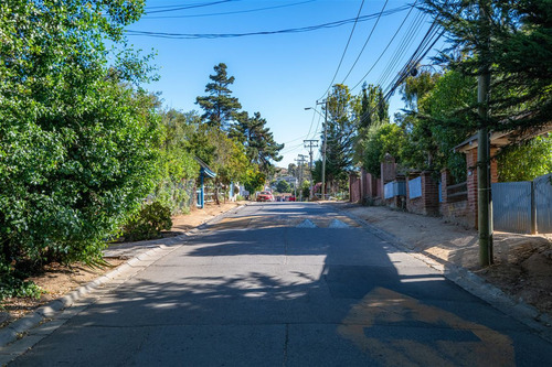Sitio En Pleno Zapallar Centro Para Construir 3 Casas
