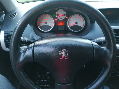 Peugeot 207 2014 1.4 Allure 75cv