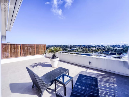 Penthouse En Venta Y Alquiler. Villa Brava 2. Punta Del Este. Playa Brava.