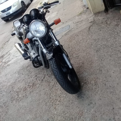 Imagen 4 de 8 de Suzuki Gs 500 E