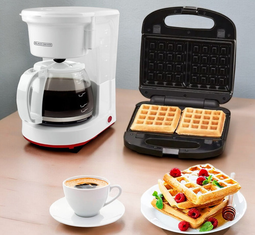 Combo Cafetera De Filtro + Sandwichera 3 En 1 Color Blanco