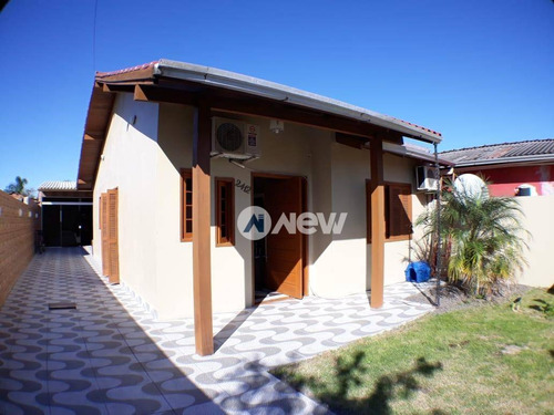 Casa Com 2 Dormitórios À Venda, 200 M² Por R$ 413.400 - Canudos - Novo Hamburgo/rs - Ca1021