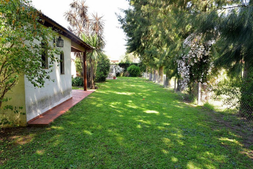 Casa En Venta 4 Ambientes Country Banco Provincia Francisco Álvarez